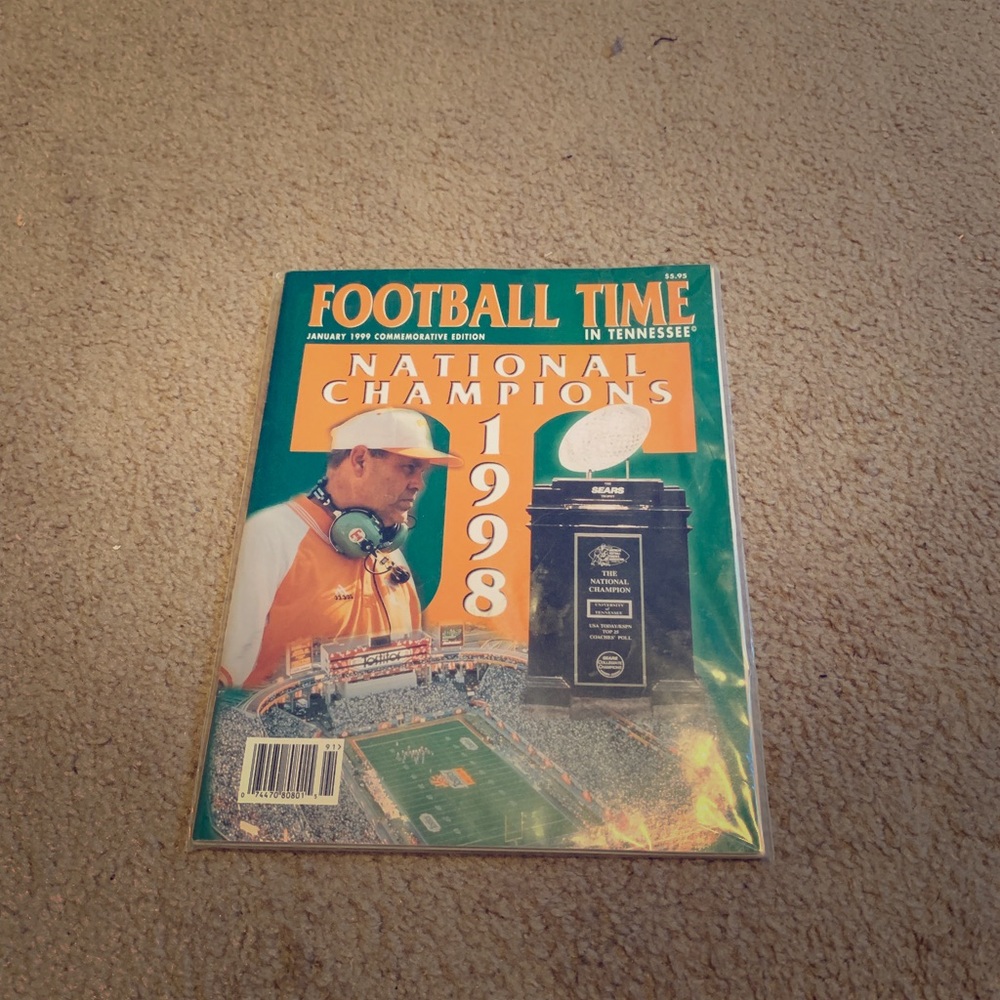 Original 1998 magazine. Still in the plastic